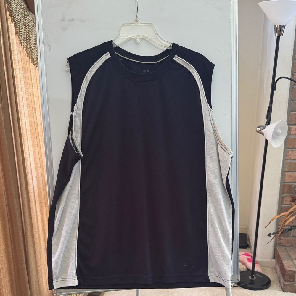 Tek Gear Black and White Men's Tank Top